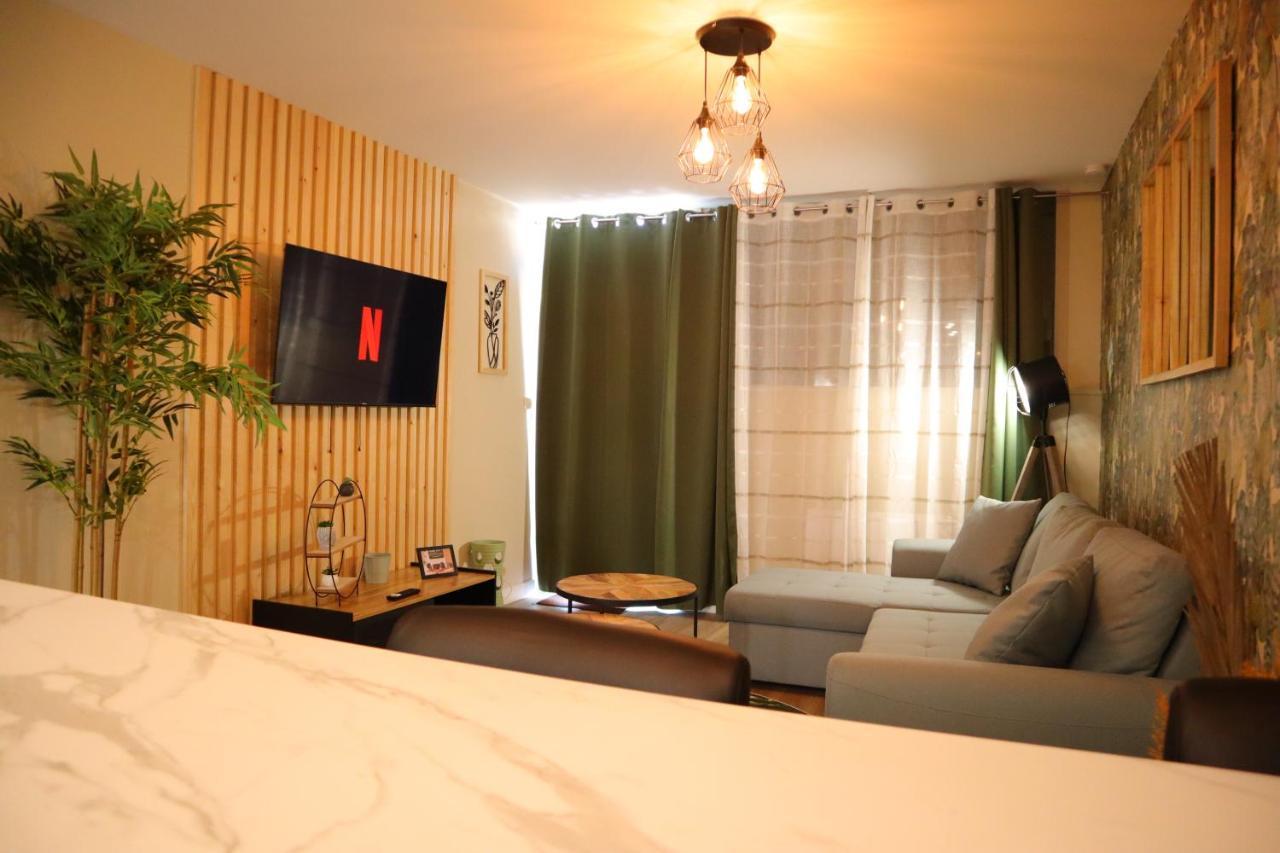 Appartement 1 Chambre Ambiance Tropicale - Centre De Bourbourg, Terrasse Privee Extérieur photo